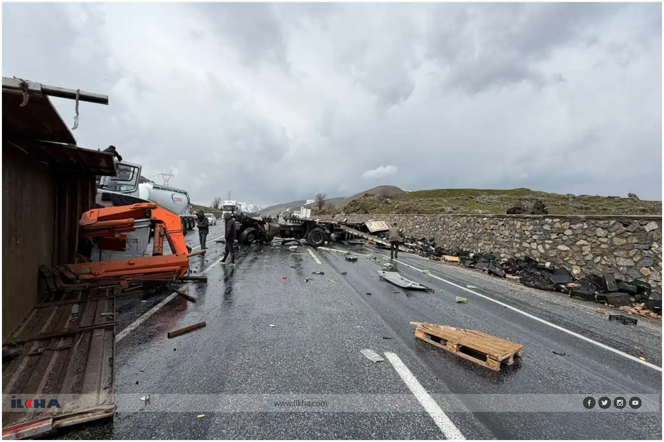 Li Bedlîsê qezayek trafîkê pêk hat: Yek jê giran 3 birîndar