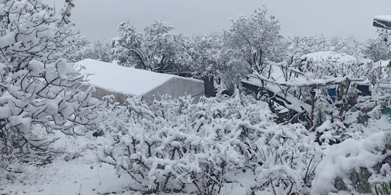 Hakkâri için kuvvetli kar ve çığ uyarısı