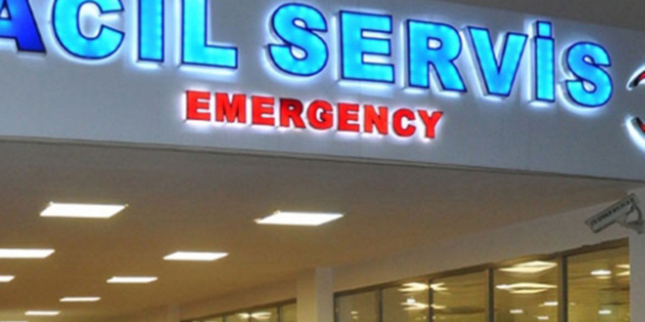 Elazığ'da kamyonet ve otomobil çarpıştı: 5 yaralı