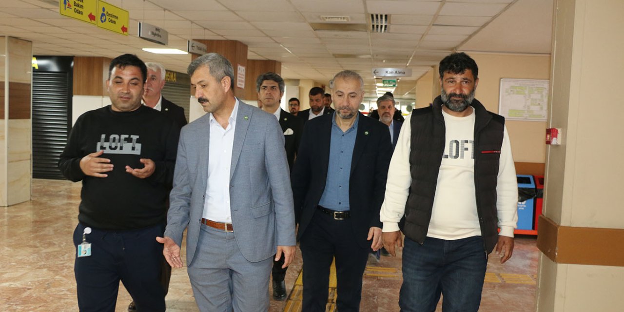 HÜDA PAR heyeti saldırıda yaralananları ziyaret etti