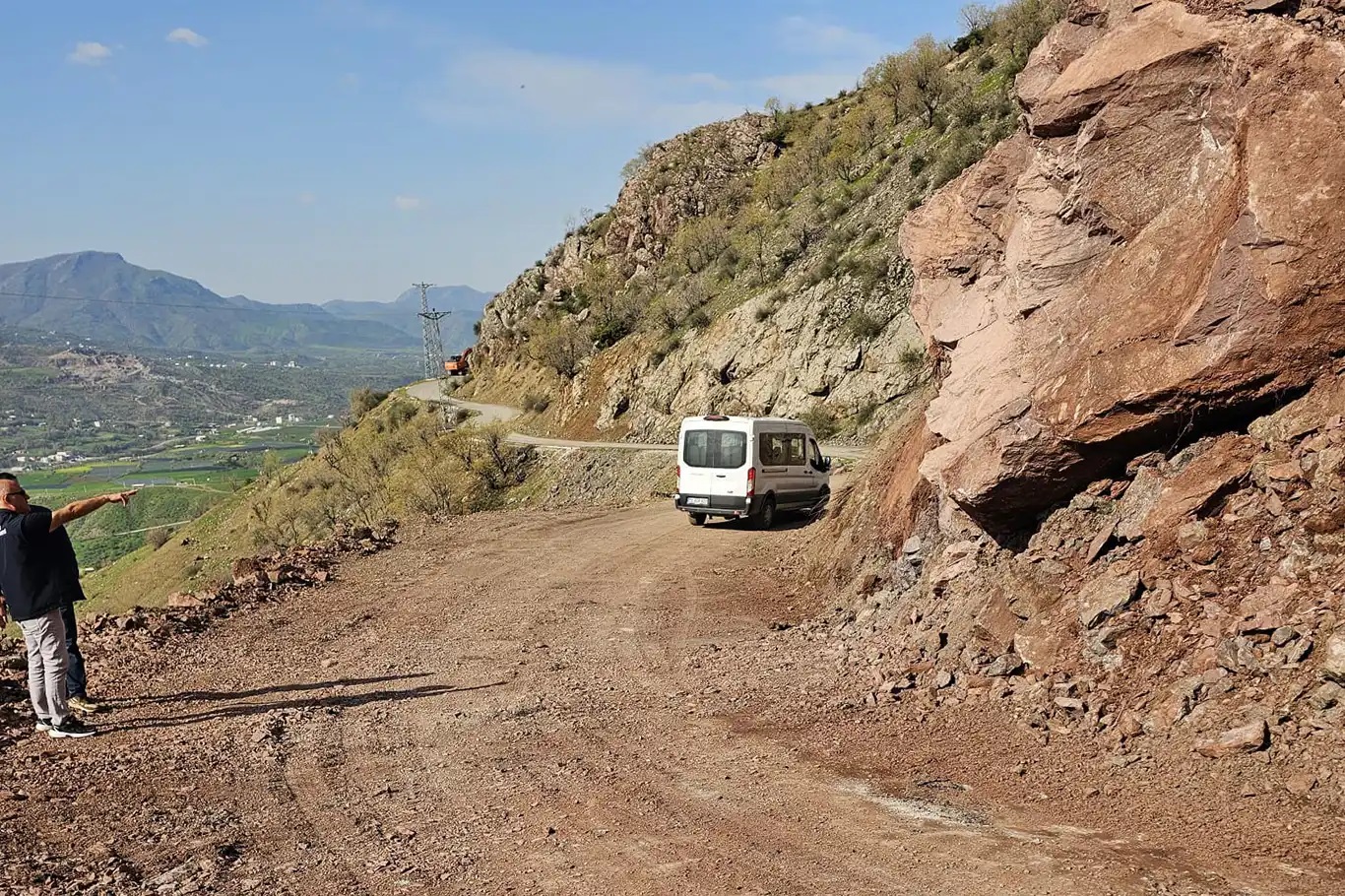 Li Êlihê rêya ku ji ber hezazê hatibû girtin hat vekirin