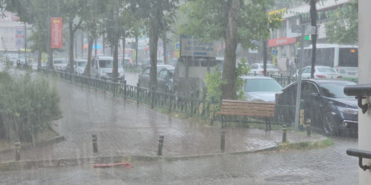 Meteoroloji'den birçok bölge için sağanak uyarısı