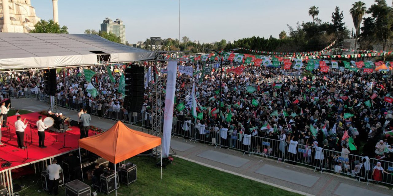 Adana'da Mevlid-i Nebi coşkusu