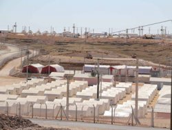 Midyat'taki kampa ilk mülteci kafilesi yerleştirildi