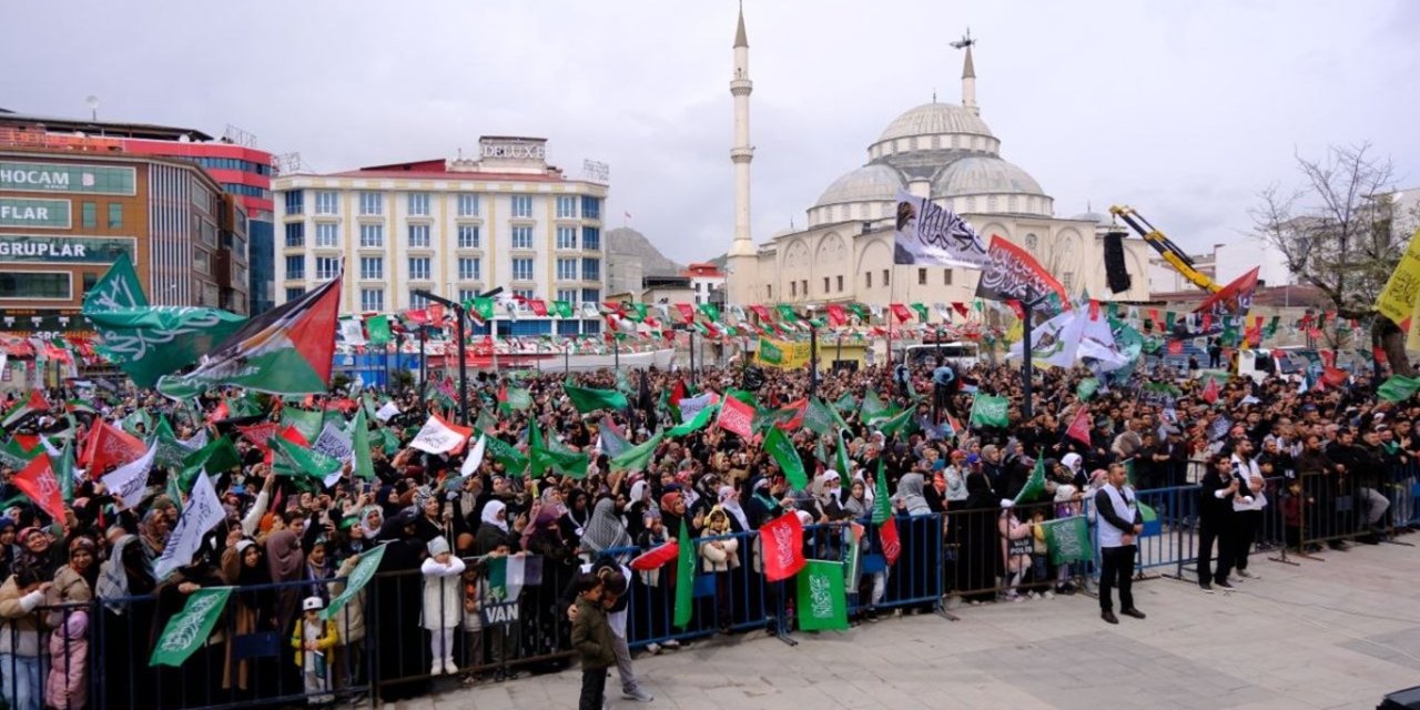 Van'daki Mevlid-i Nebi mitingi son buldu