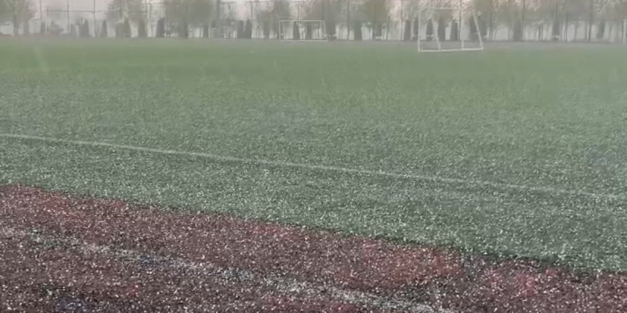 Çınar ilçemizde dün dolu yağışı etkili oldu