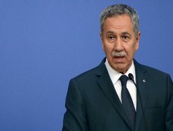 Arınç: Mursi derhal serbest bırakılmalıdır