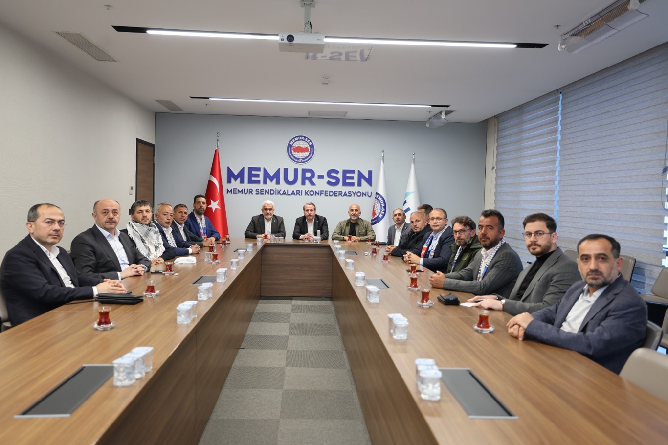 Serokê Giştî yê HUDA PARê Zekerîya Yapicioglu aktîvîstên Fîloya Sûmûdê ziyaret kir
