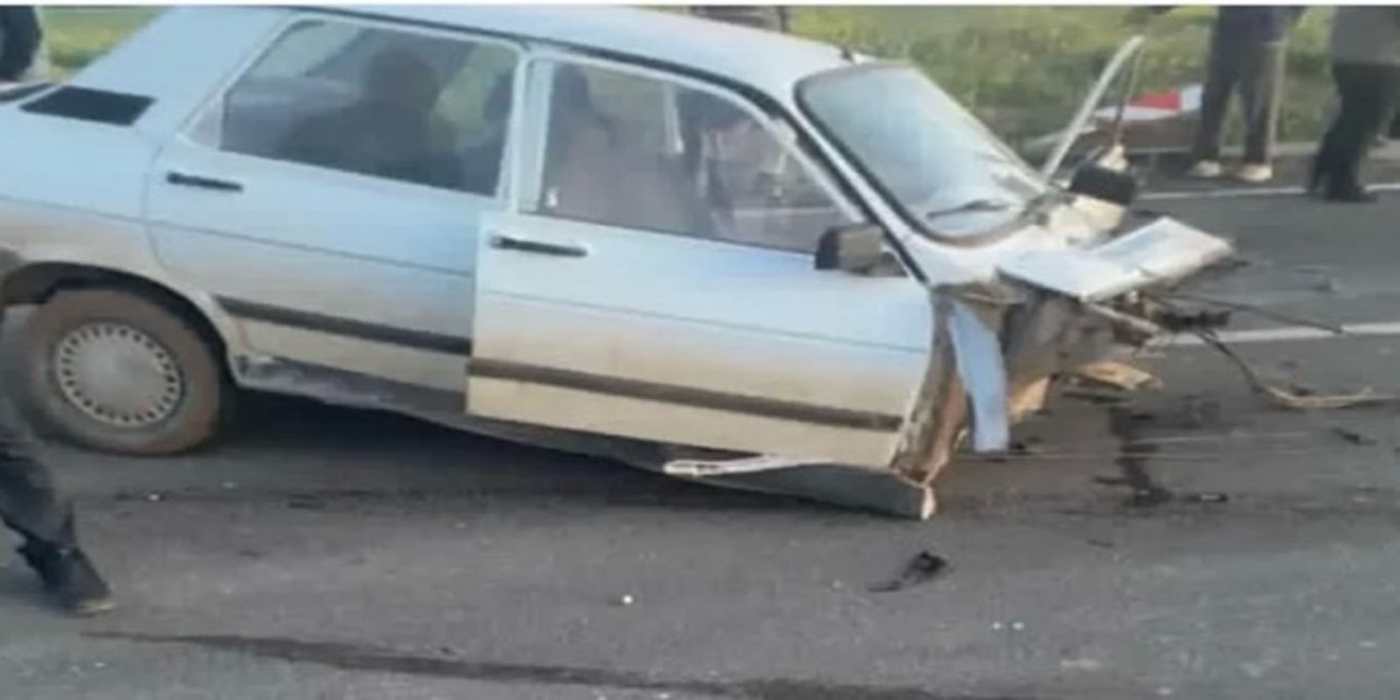 Şanlıurfa'nın Suruç ilçesinde iki otomobil çarpıştı: 7 yaralı