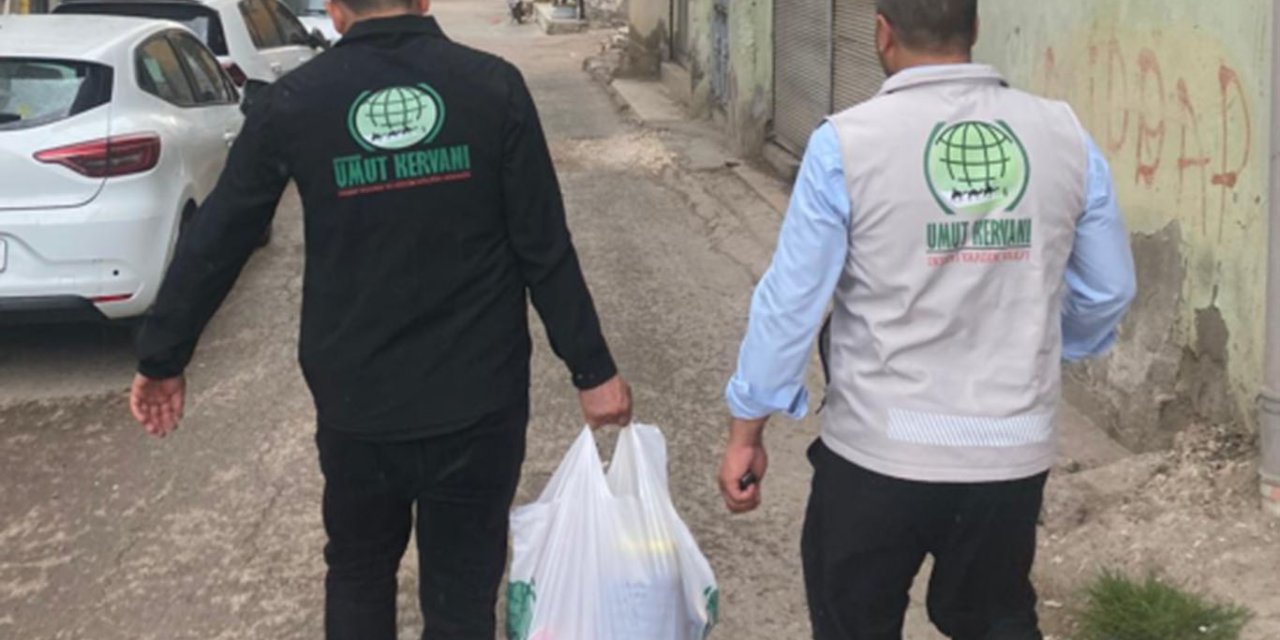 Şanlıurfa’nın Siverek ilçesinde Umut Kervanı’ndan ihtiyaç sahibi ailelere destek