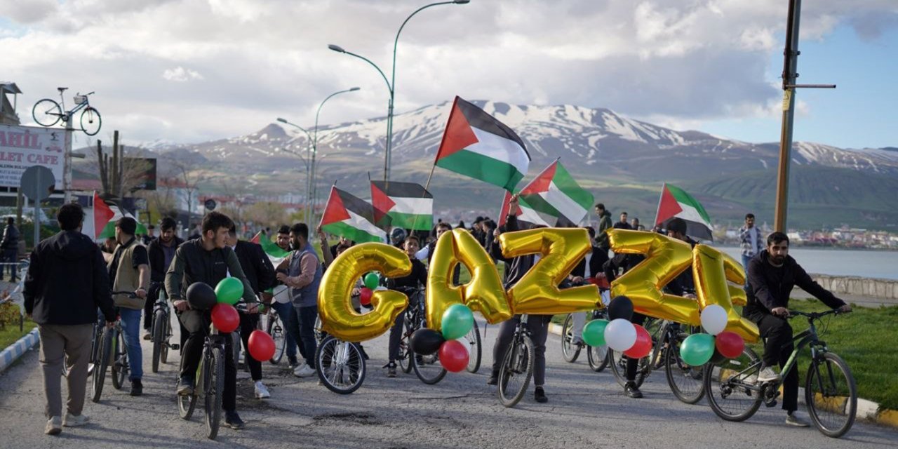 Bitlis'te gençler Gazze için pedal çevirdi