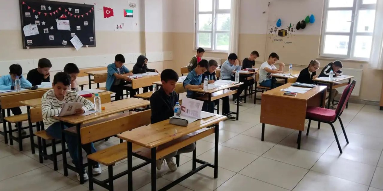 Malatya'da deprem nedeniyle eğitime bir gün ara verildi