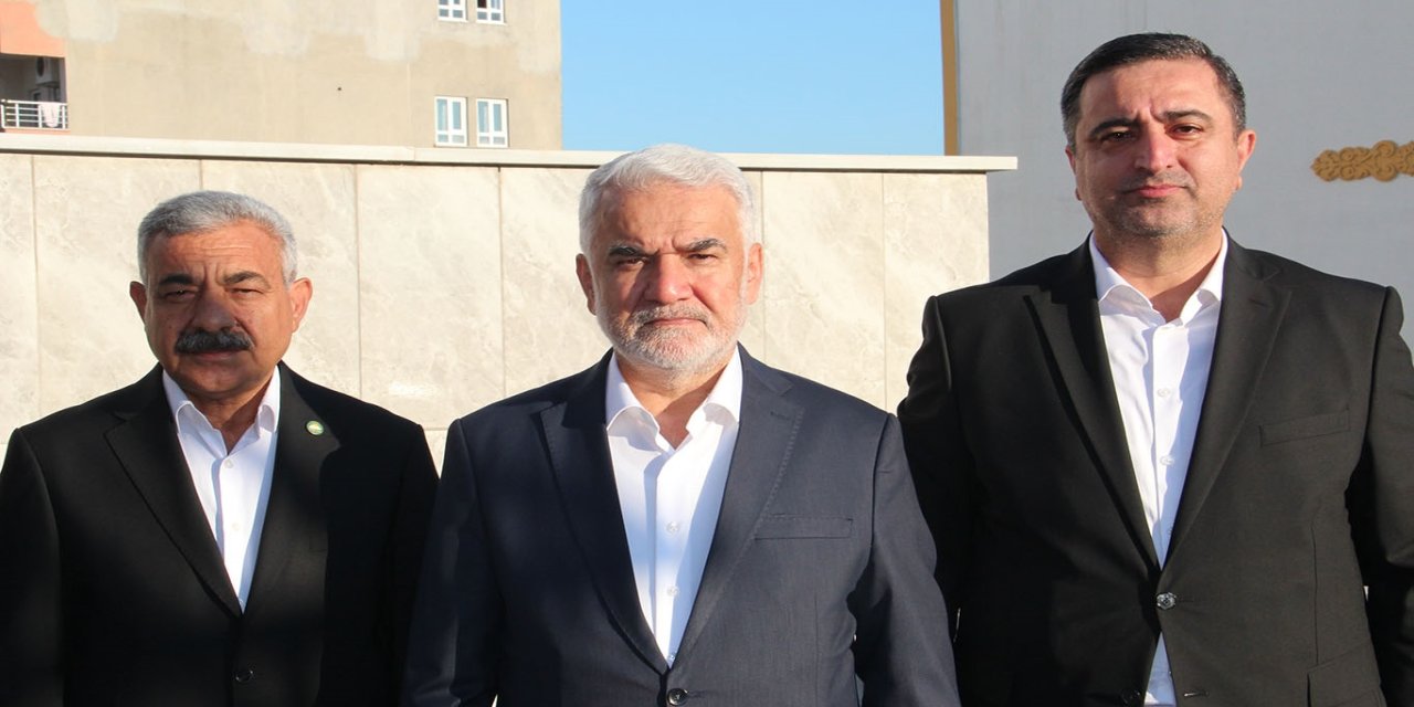 HÜDA PAR Genel Başkanı Zekeriya Yapıcıoğlu: İslam ümmeti vahdeti gerçekleştirmezse bu acılar sürecek