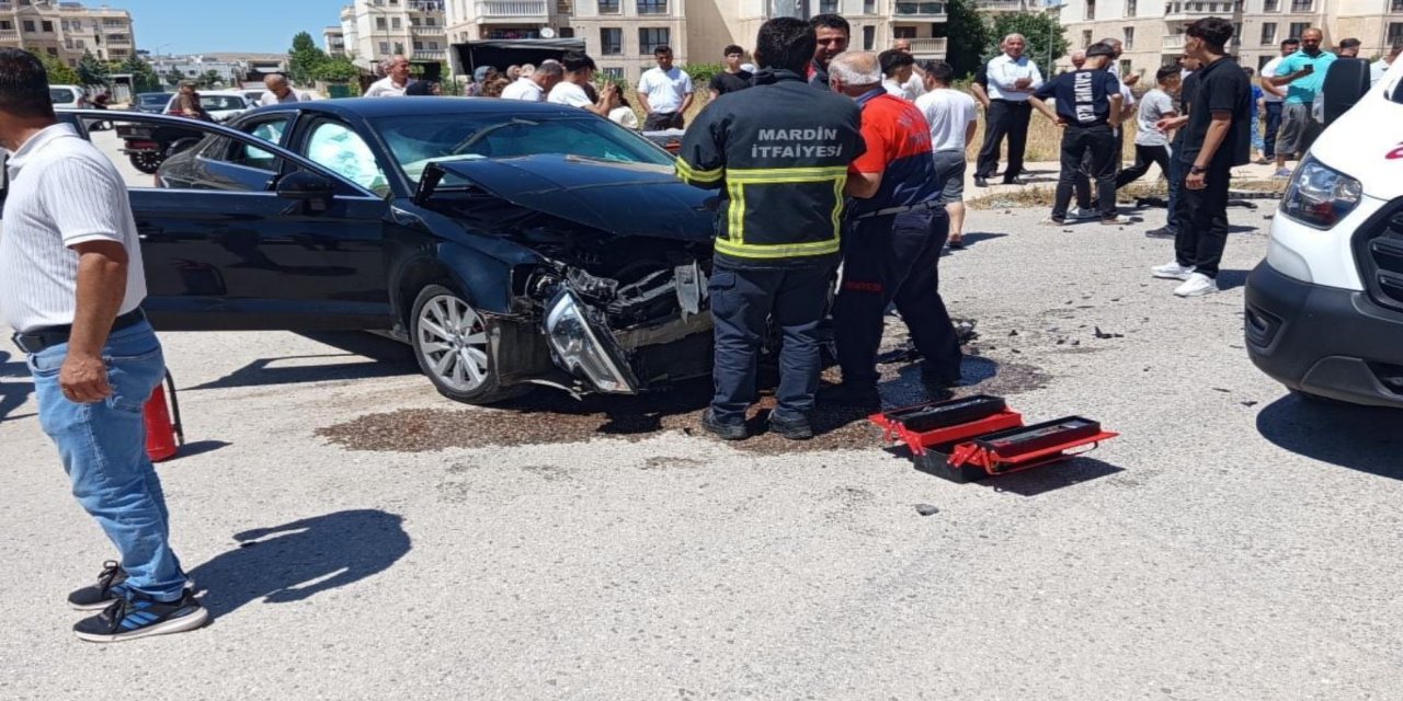 Nusaybin de dı otomobili pıro day: 3 kesi dırbetın biy