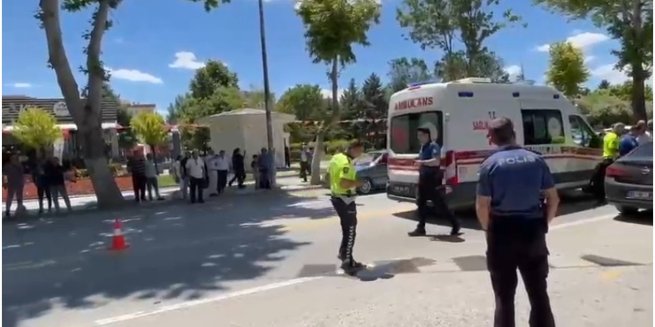 Malatya'da otomobilin çarptığı yaşlı adam ağır yaralandı