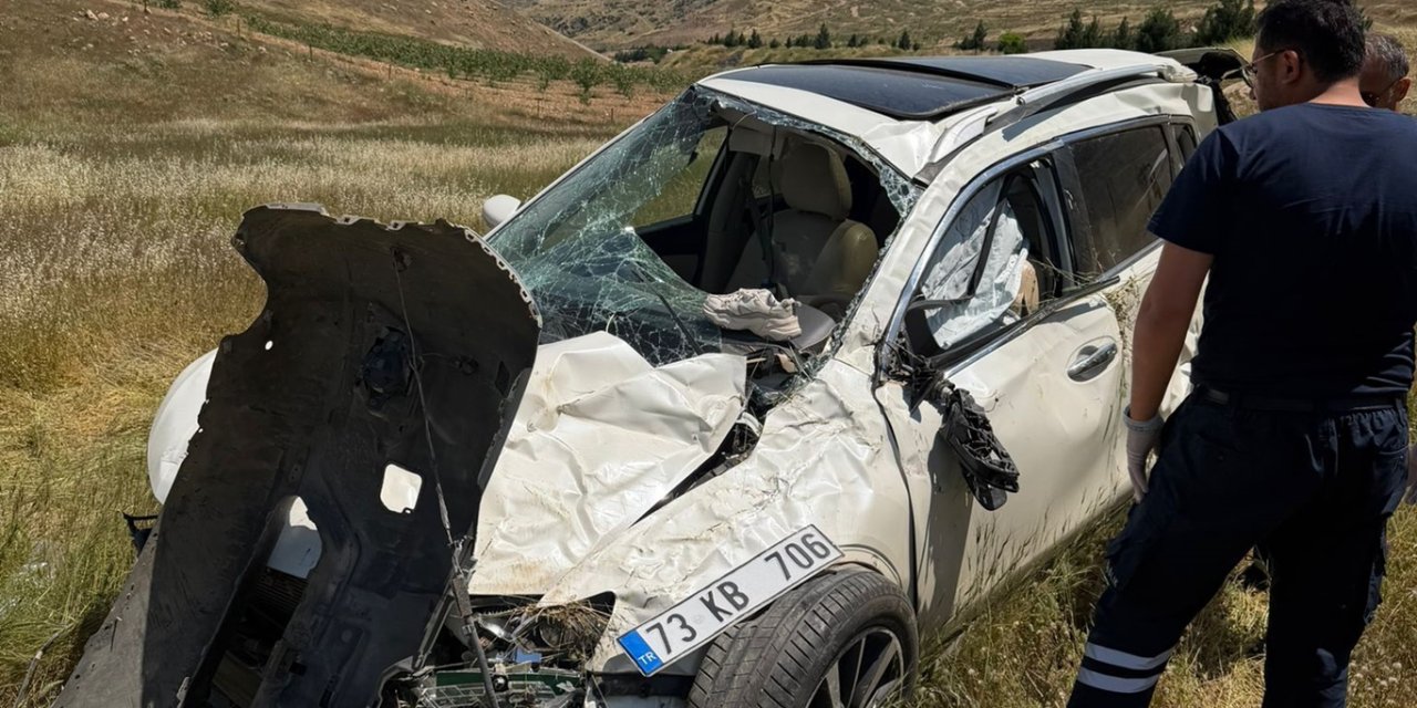 Batman'da takla atan araçta 2 kişi yaralandı