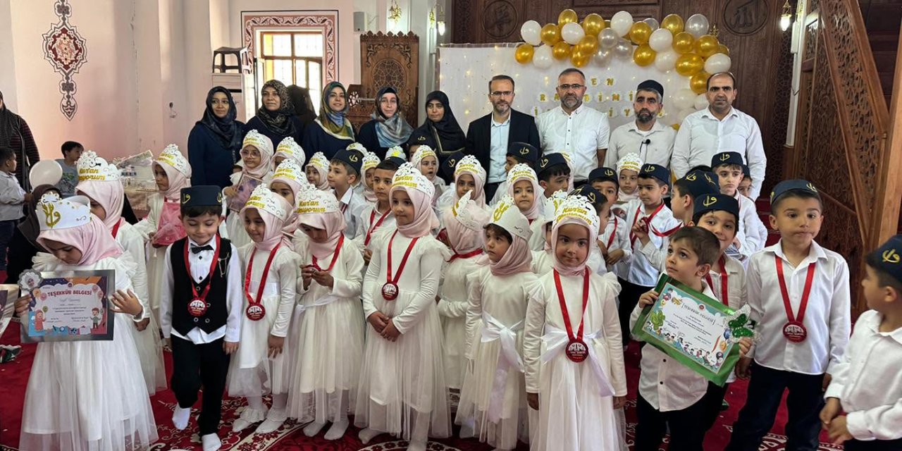 Malatya'da miniklerin Kur'an'a geçiş sevinci