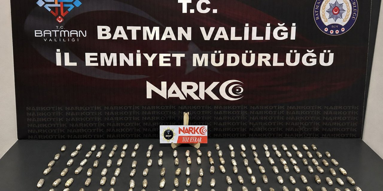 Batman'da otobüs yolcularının midesinden uyuşturucu çıktı