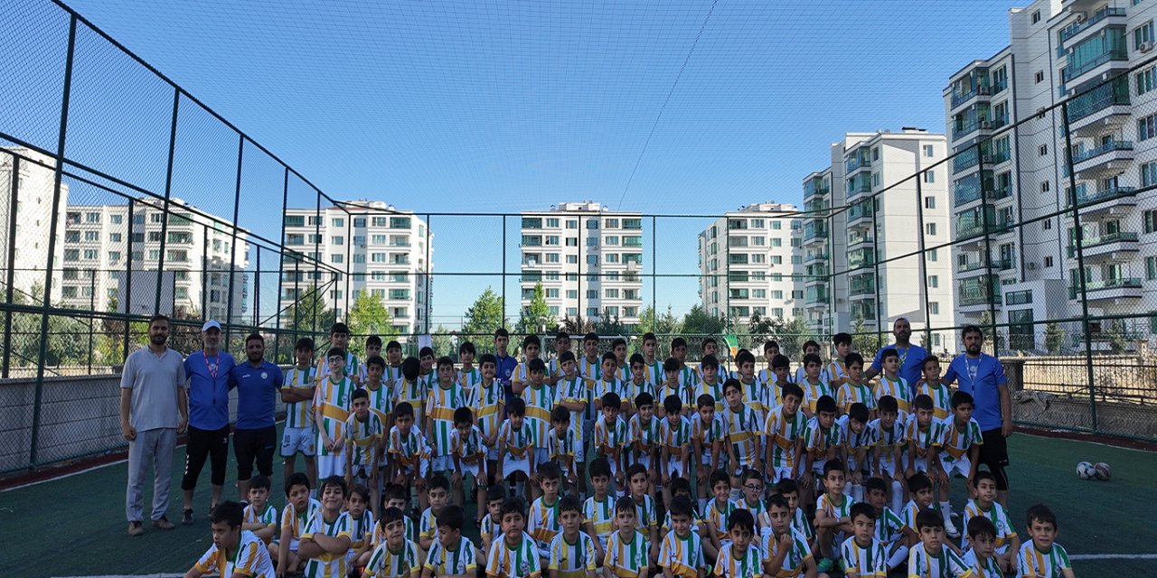 Diyarbakır 639 Spor Kulübü yaz okulunu açtı