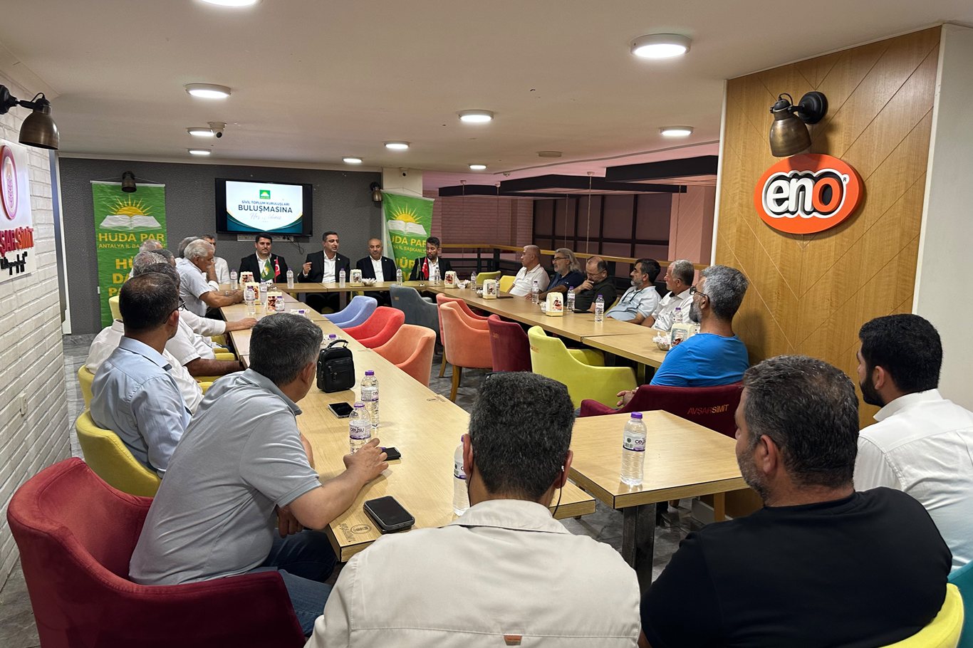 HÜDA PAR Milletvekili Serkan Ramanlı, Antalya'da STK Temsilcileriyle buluştu