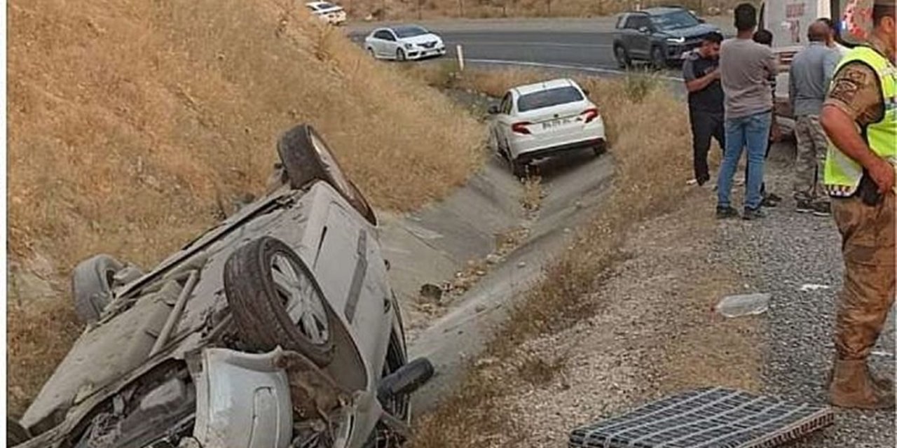 Siirt-Eruh kara yolu Delikli Taş mevkiinde trafik kazası: 4 yaralı