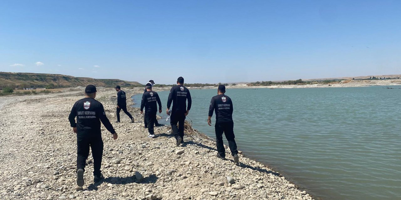 Batman Çayı'nda kayıp balıkçıyı arama çalışmaları üçüncü gününde