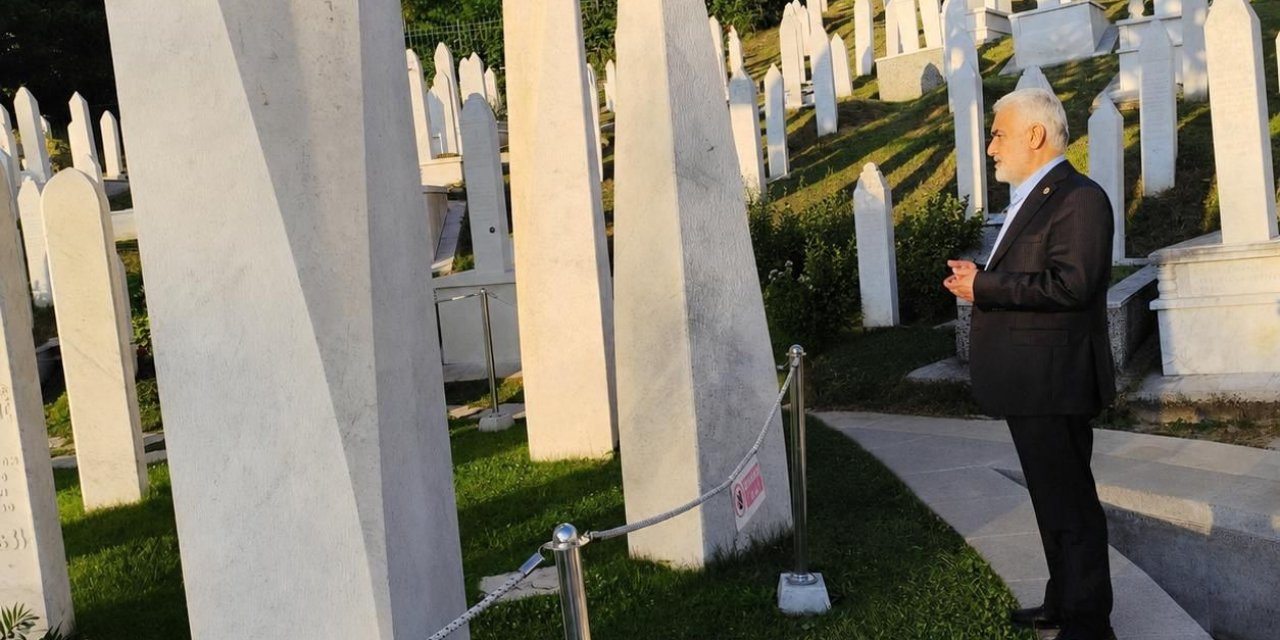 HÜDA PAR Genel Başkanı Yapıcıoğlu, Srebrenitsa Soykırımı'nın anma törenlerine katıldı