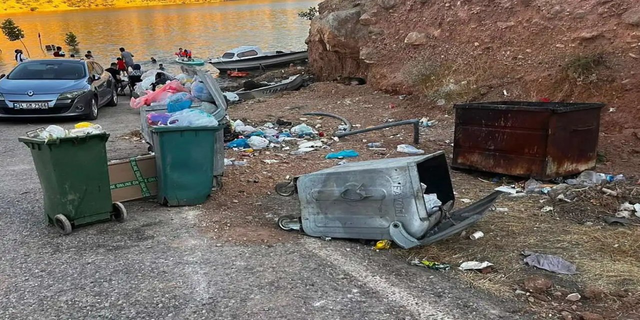 Siirt'te Botan Vadisi'nden yükselen kötü koku tepki çekiyor
