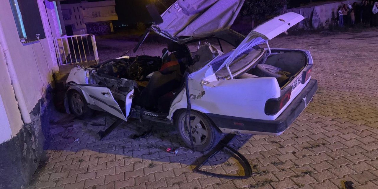 Mardin Kızıltepe'de traktör ile otomobil çarpıştı: 4 yaralı