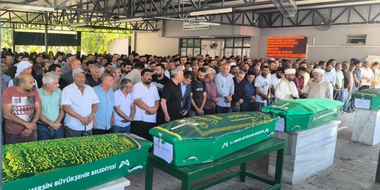 Tarsus'ta deniz faciasında hayatını kaybedenler defnedildi