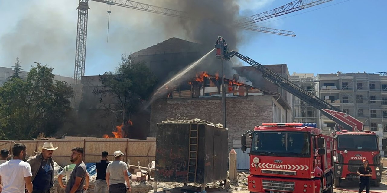 Malatya Battalgazi'de müstakil evde korkutan yangın
