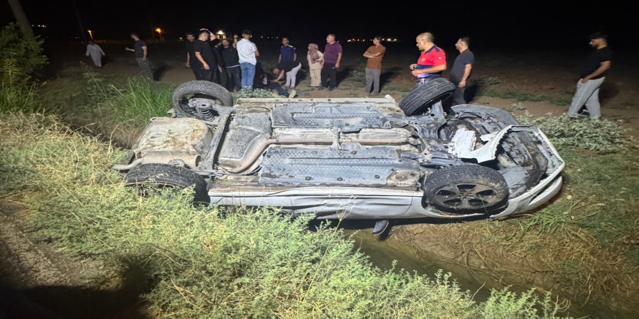 Li Nisêbînê otomobîla ku ji kontrolê derket qulibî: 3 birîndar
