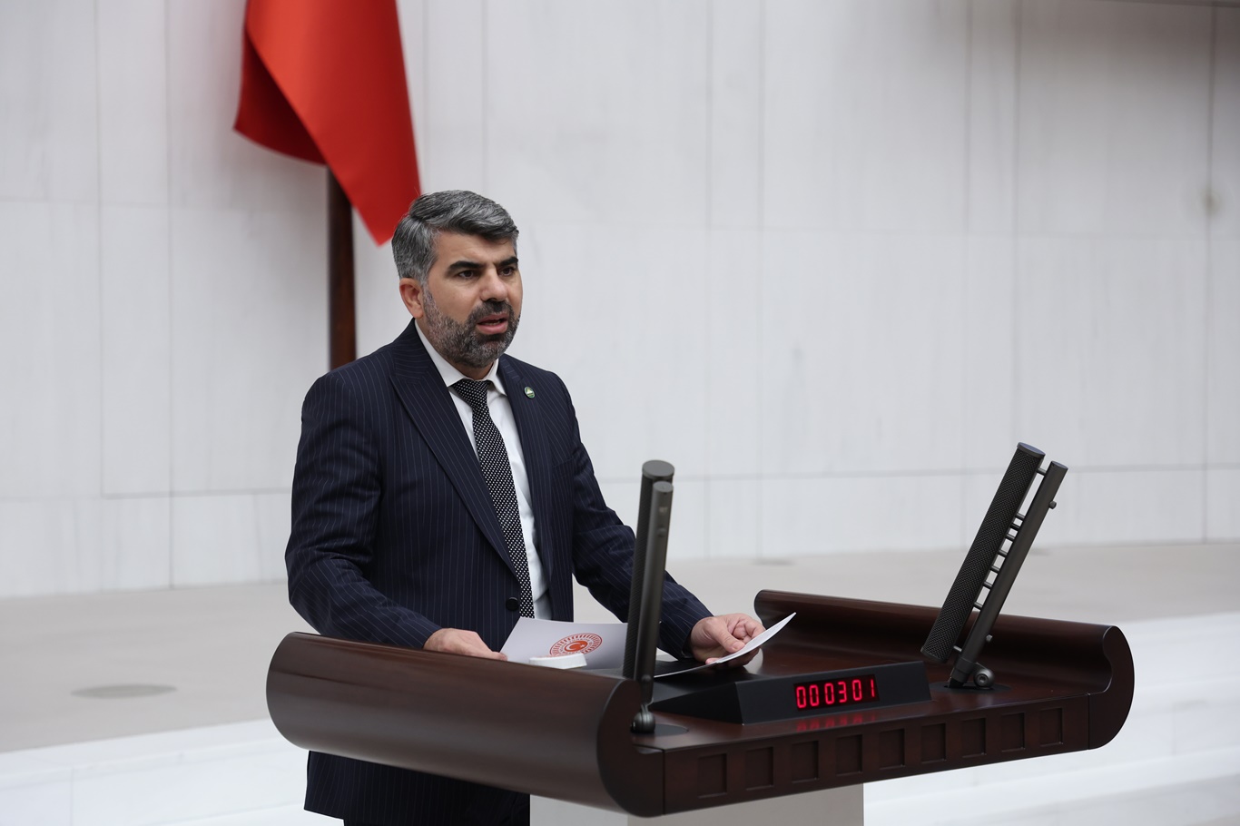 HÜDA PAR Milletvekili Faruk Dinç'ten DEM Parti'nin 'Her Okula Bir Mescit' hazımsızlığına tepki