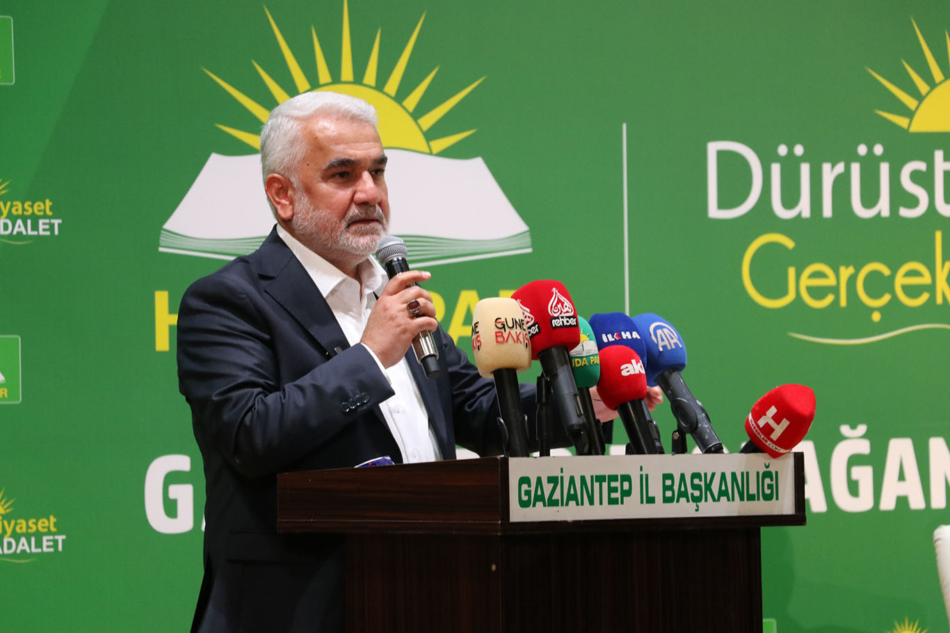 HÜDA PAR Genel Başkanı Zekeriya Yapıcıoğlu: Davamız hakkı hakim, adaleti yeryüzünde egemen kılmaktır