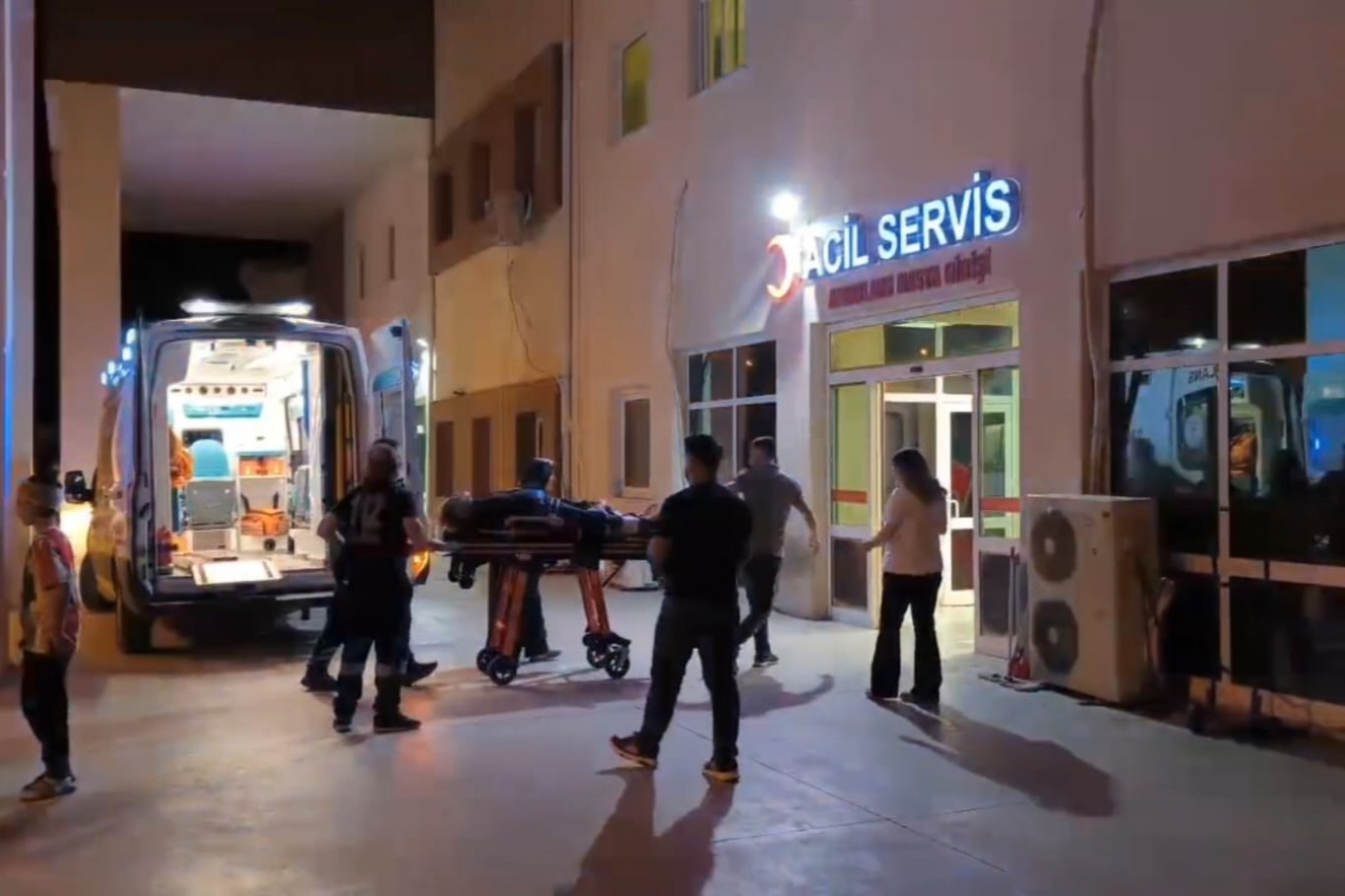 Mardin’in Kızıltepe ilçesinde yüzme havuzuna giren 13 yaşındaki çocuk hayatını kaybetti