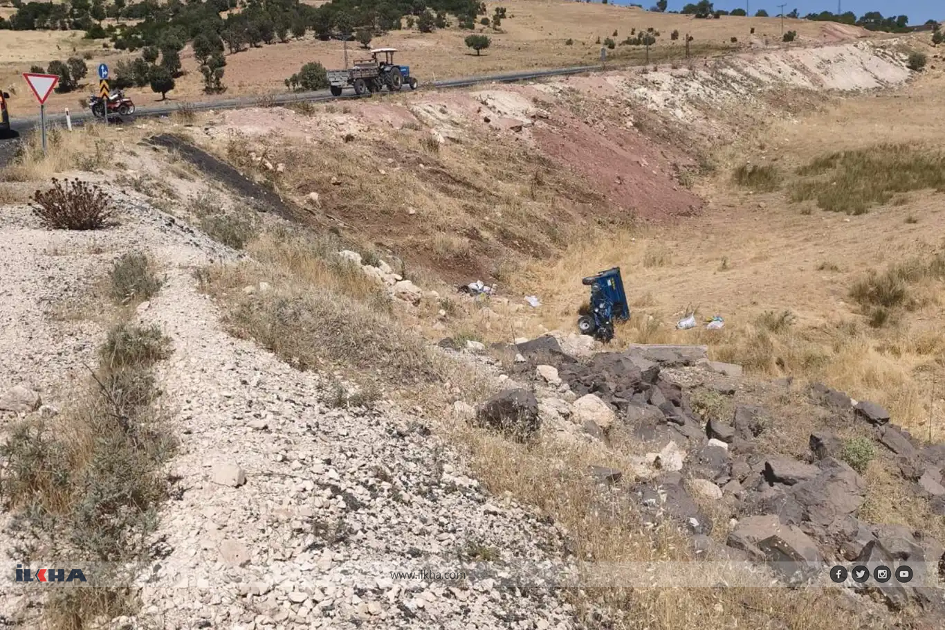 Li Şirnexê tirektoreke biçûk qeza kir: Jinek 26 salî mir 4 kes jî birîndar bûn