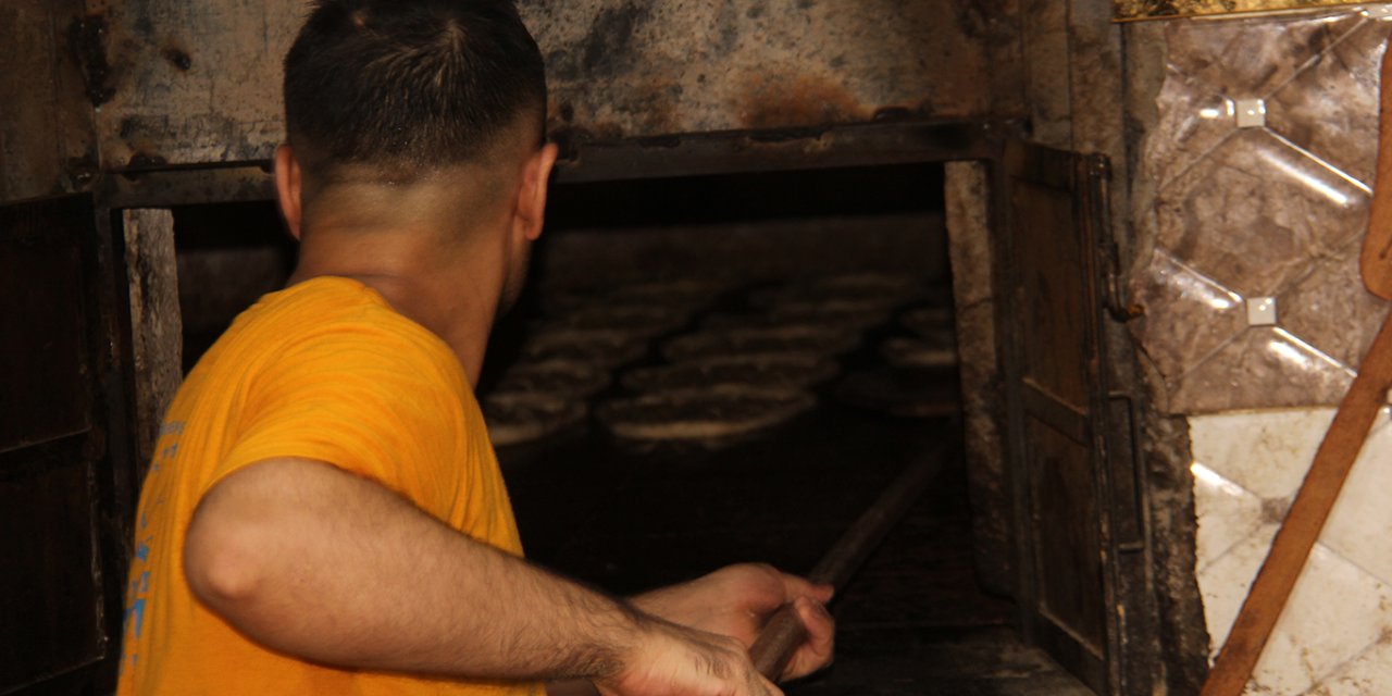 450 derecelik ateşin başında Diyarbakır'da ekmek mücadelesi: Fırıncılar nöbetçi sistem istiyor