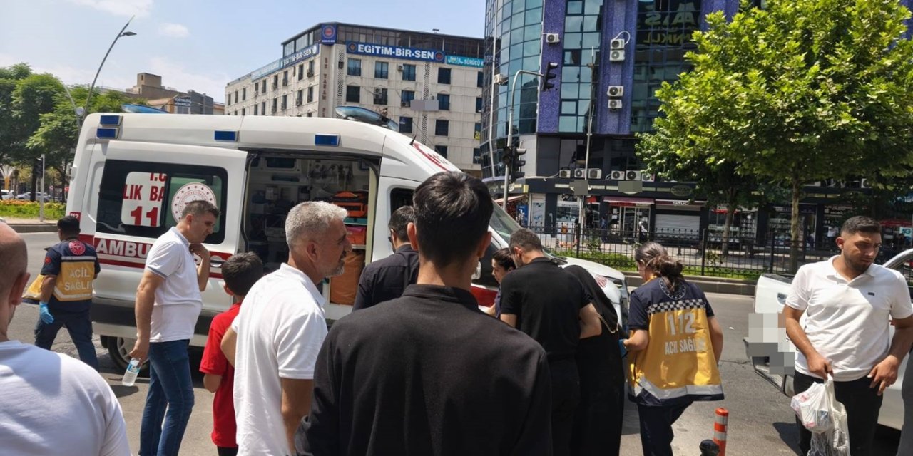 Batman'da yolun karşı tarafına geçmeye çalışan yayaya araç çarptı