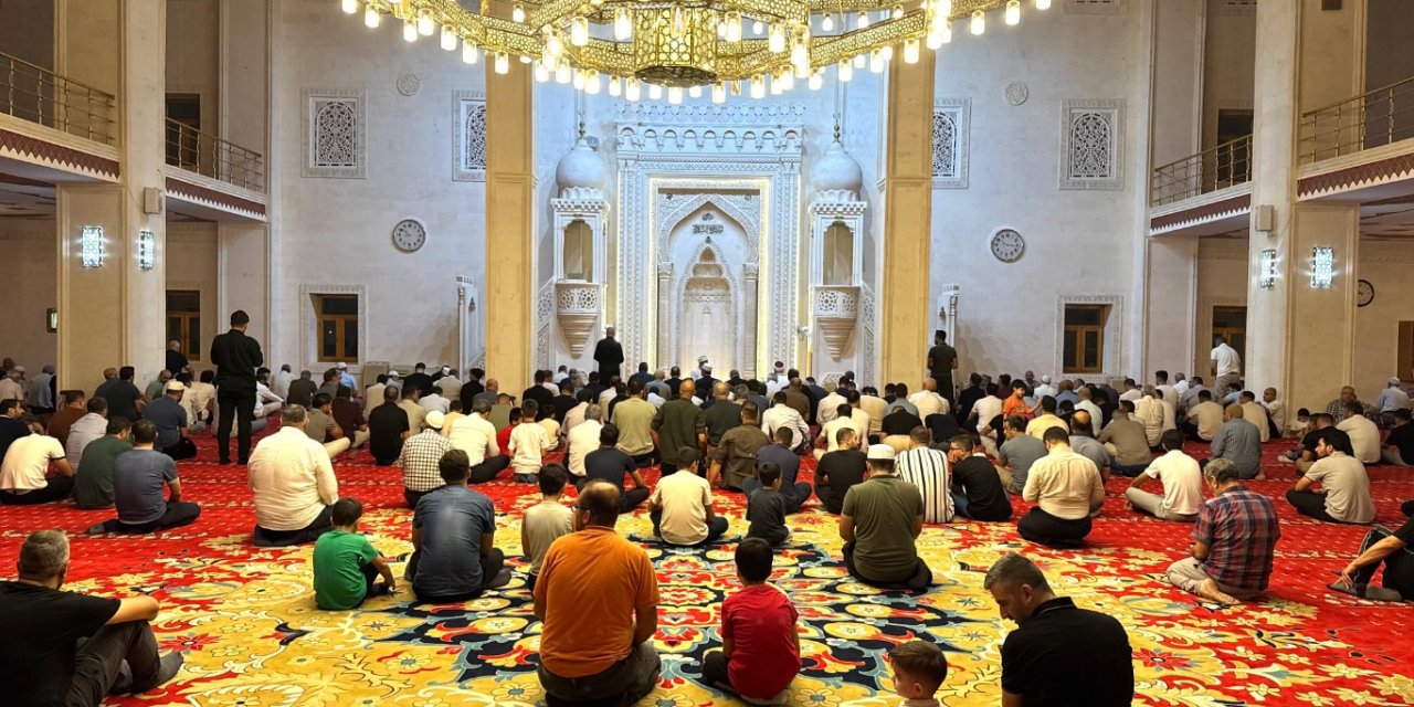 Mevlid Kandili Mardin'de yoğun katılımla idrak edildi