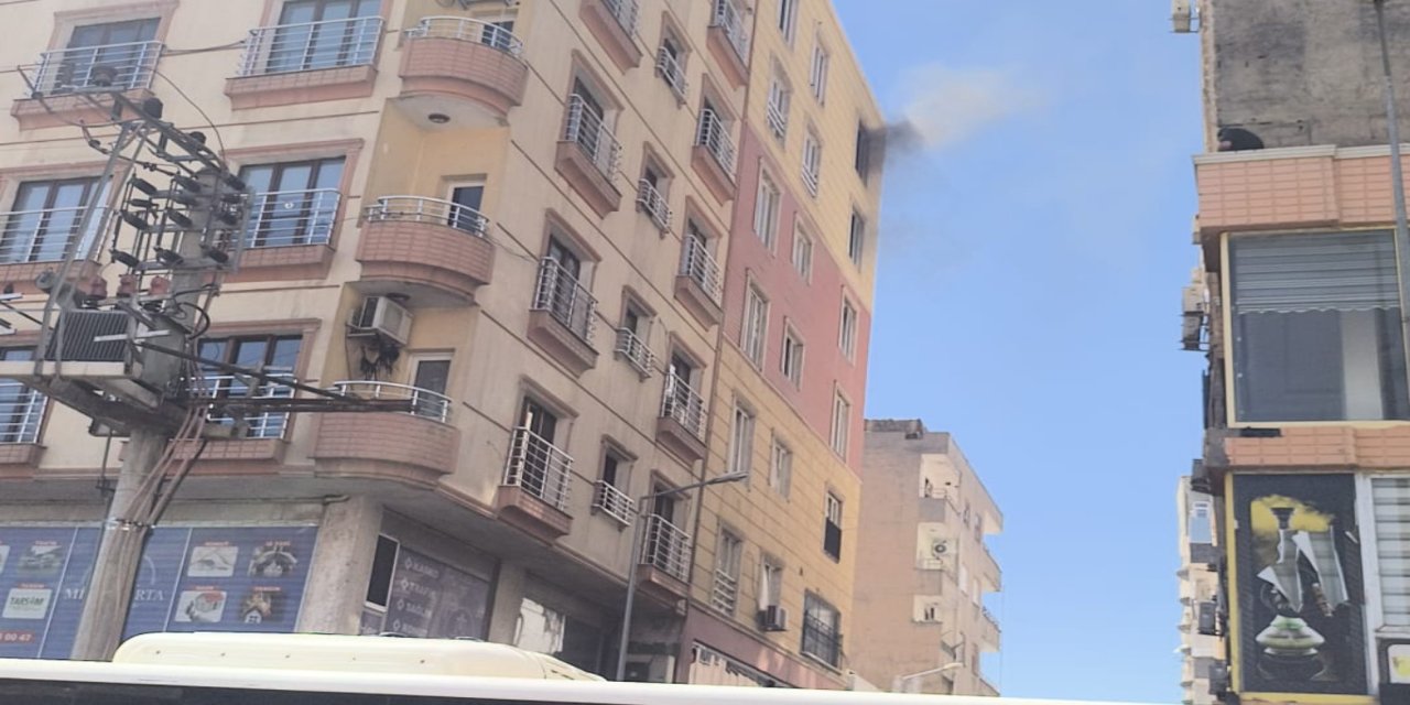 Mardin'in Kızıltepe ilçesinde binanın 7’inci katında yangın paniği