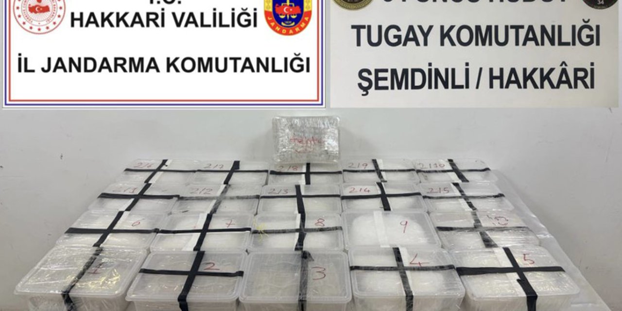 Hakkari’de 16,6 kilo metamfetamin ve 3 bin sentetik hap ele geçirildi