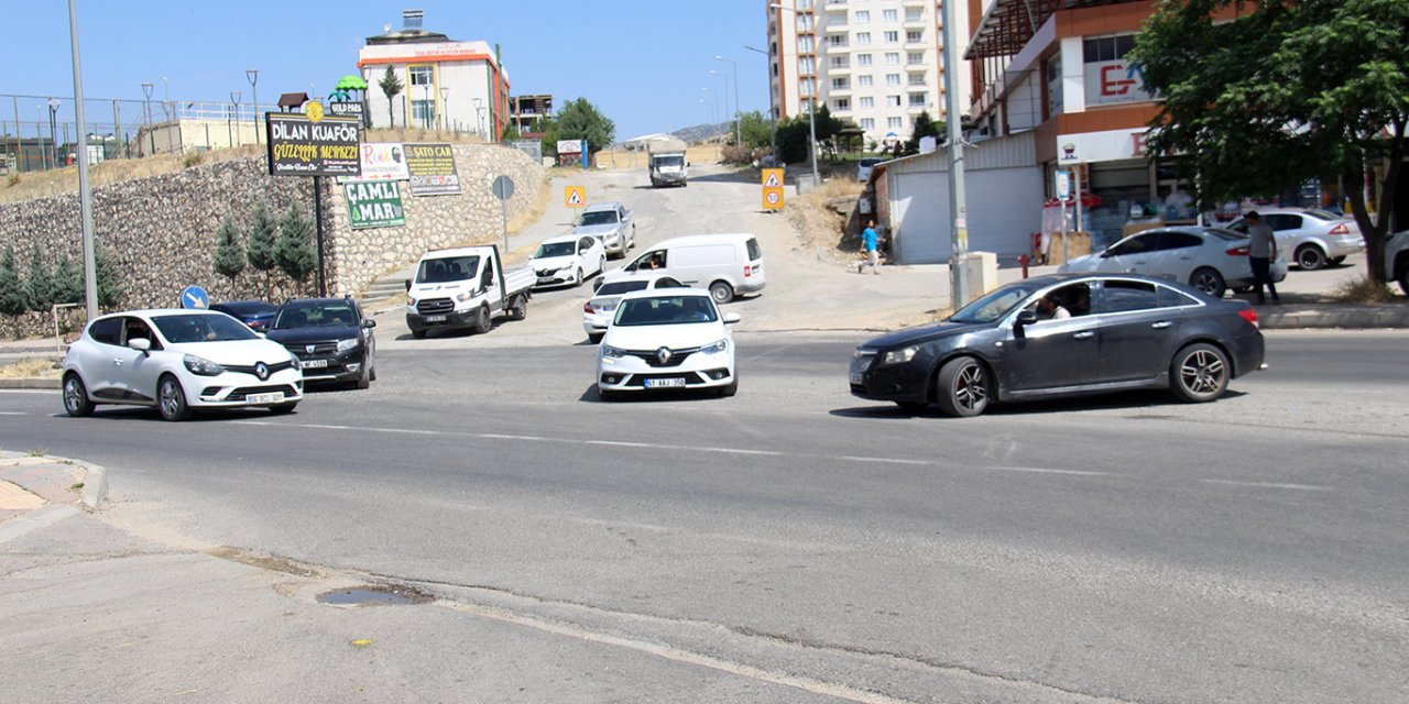 HÜDA PAR İlçe Başkanı Balyen: Silvan halkının kavşak talebi karşılanmalı