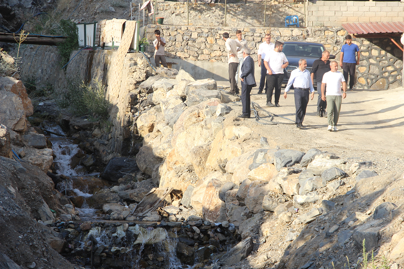 HÜDA PAR Milletvekili Şahzade Demir, Taşdelen köyündeki baraj tehlikesine dikkat çekti