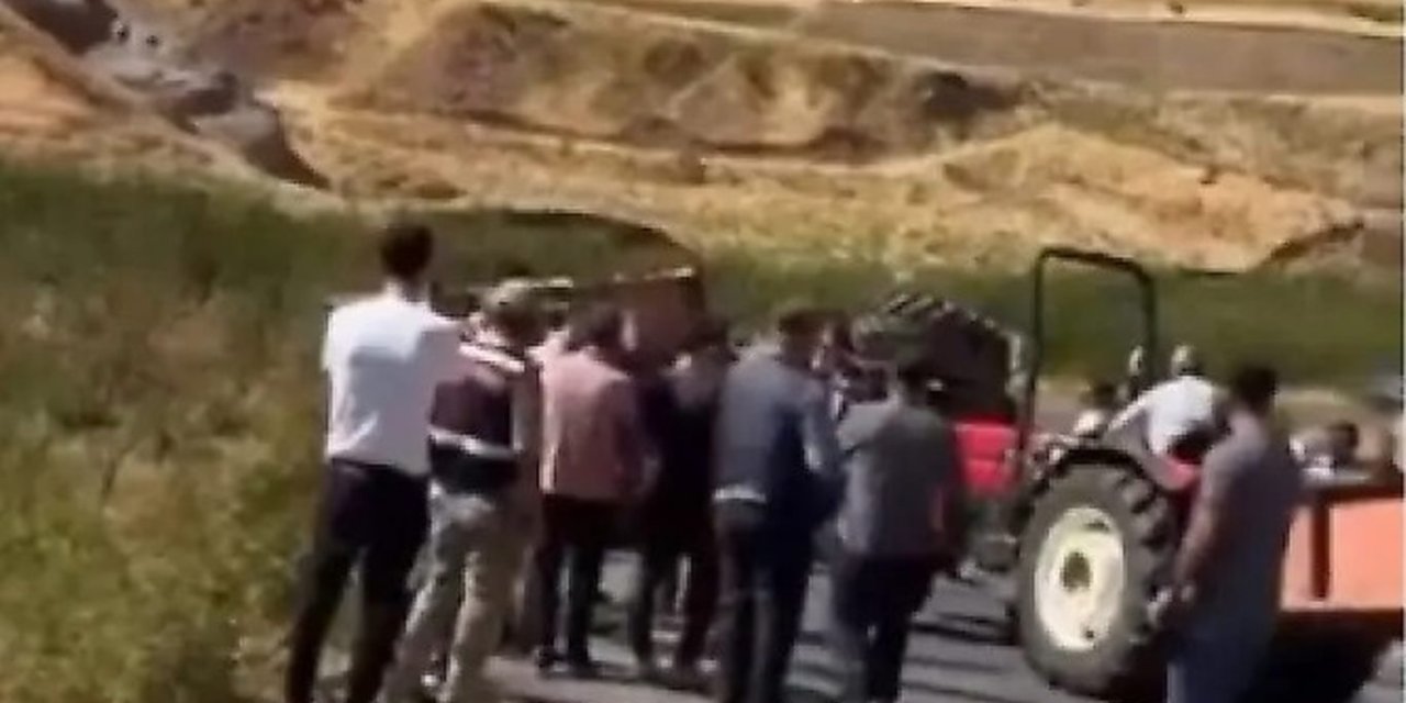 Siirt’te traktör devrildi: 4 yaralı