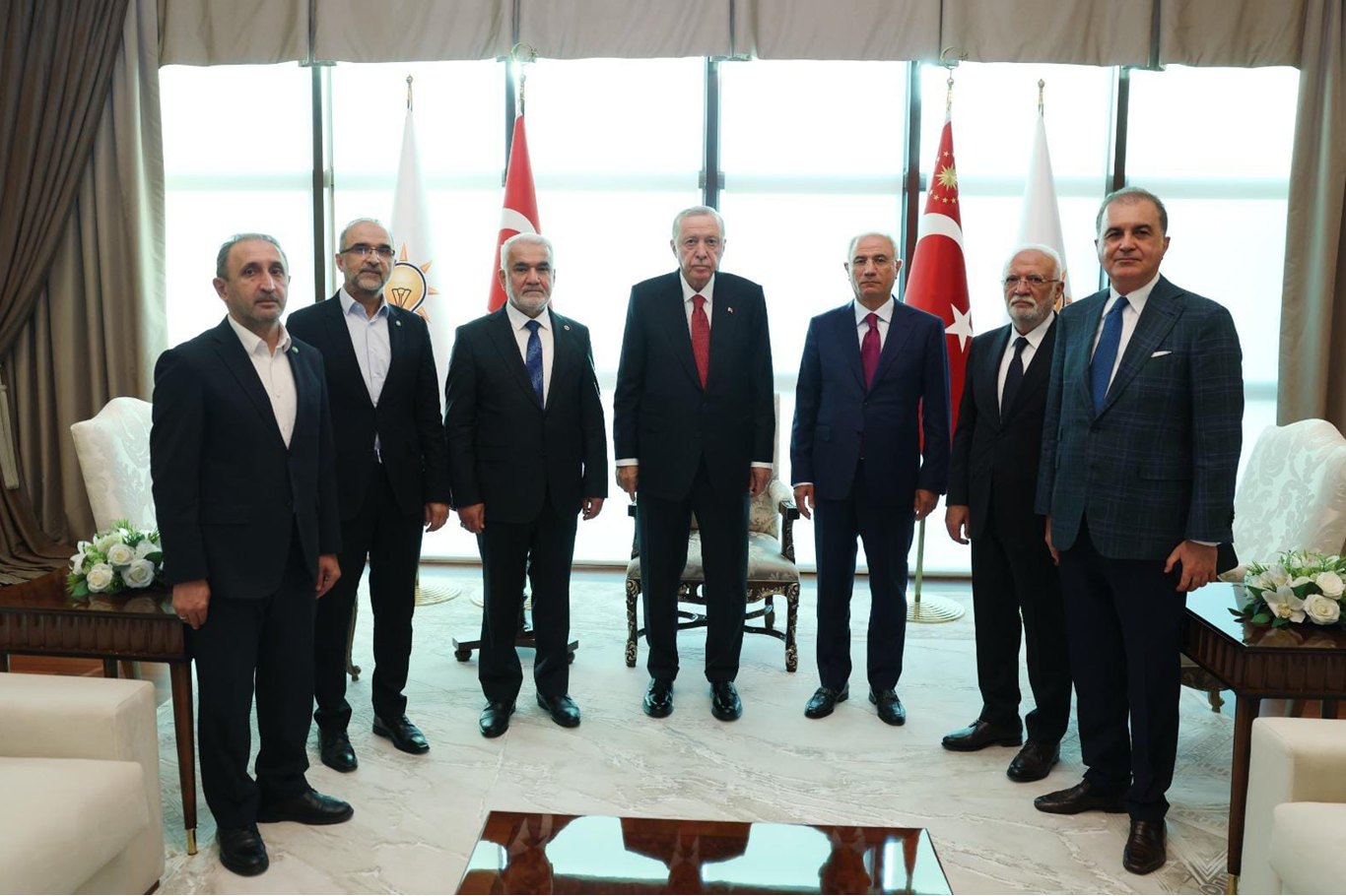 Serokê Giştî yê HUDA PARê Zekerîya Yapicioglu, bi Serokkomarê Erdogan re hat cem hev