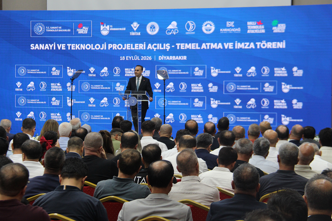 Bakan Mehmet Fatih Kacır Diyarbakır'da 20 projeyi açıkladı: 177 milyarlık yatırım, 141 bin istihdam