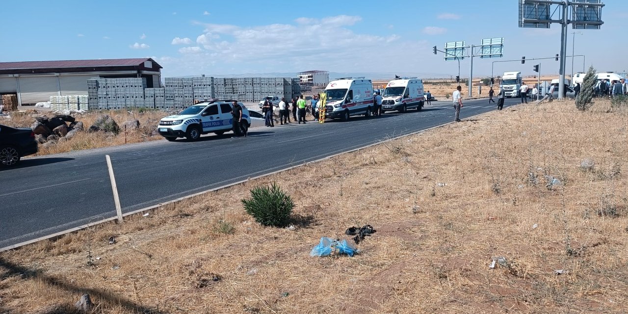 Çınar-Ovabağ yolu üzerinde TIR ile otomobil çarpıştı; 6 yaralı