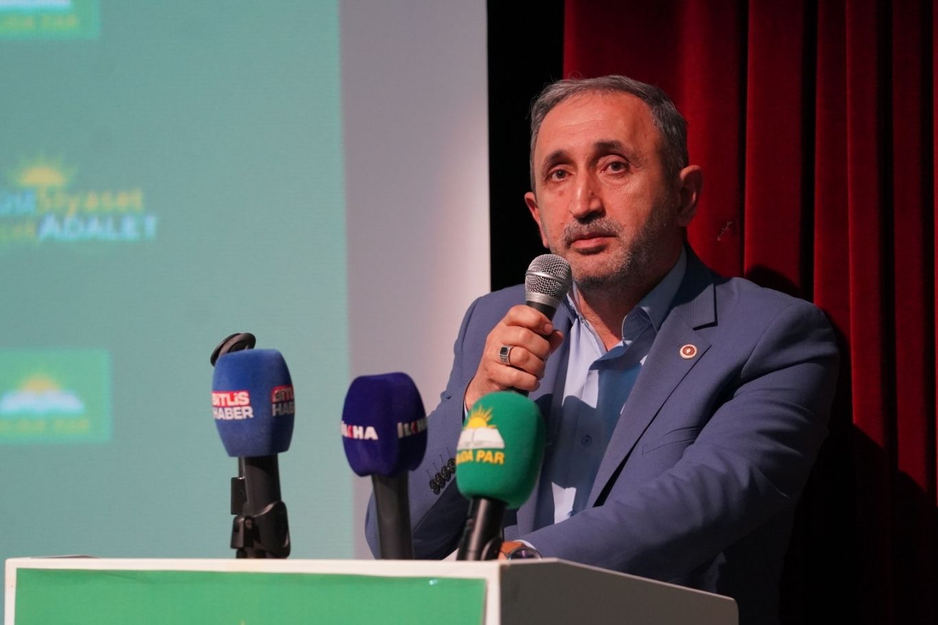 HÜDA PAR Milletvekili Şahzade Demir: Zenginler fabrika kurmak yerine parasını faize yatırıyor