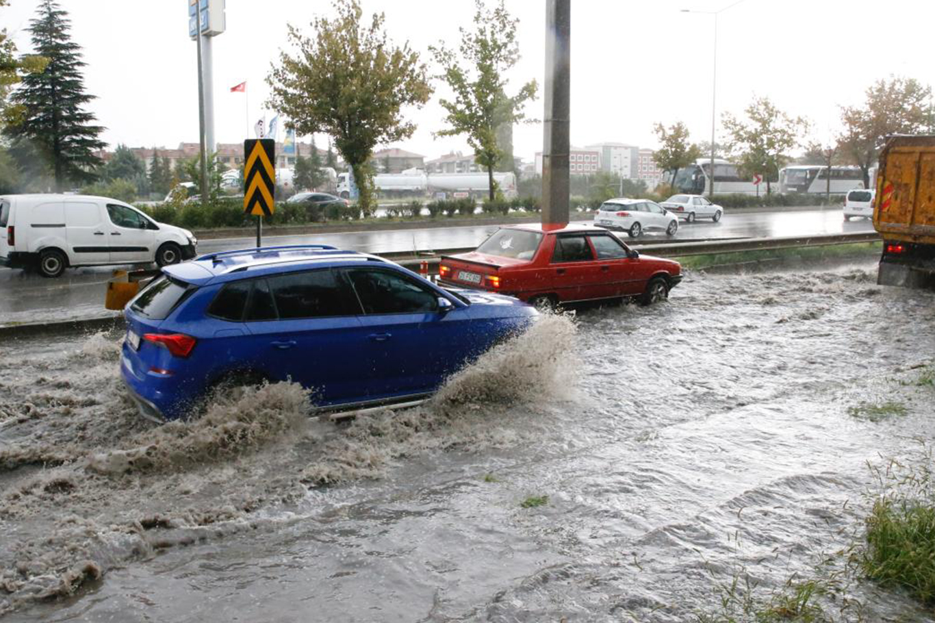 Meteorolojî ji bo 48 bajaran hişyarî da