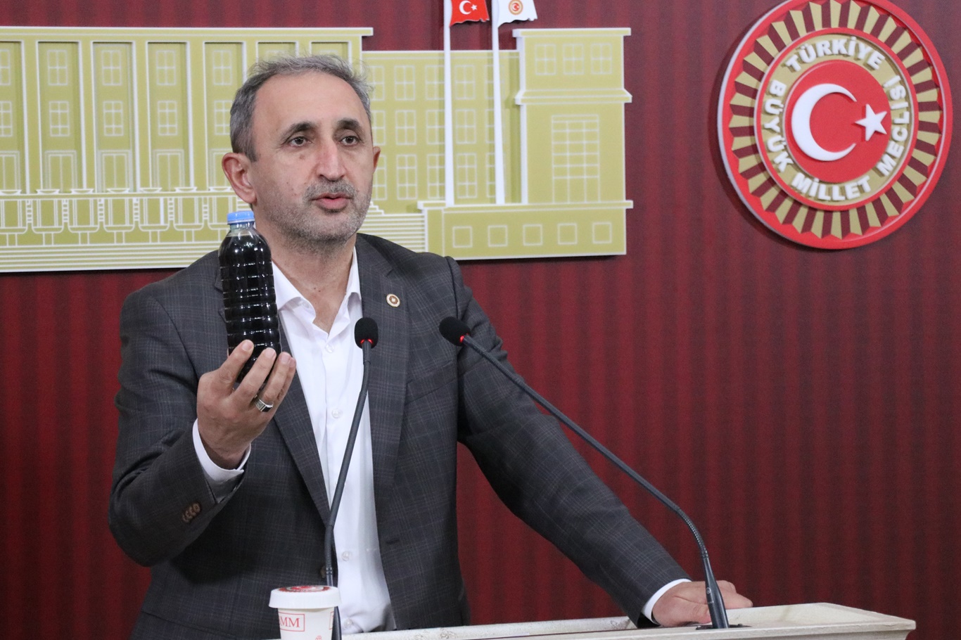 HÜDA PAR Milletvekili Şahzade Demir: Nizip Çayı'nda zehir akmaya devam ediyor